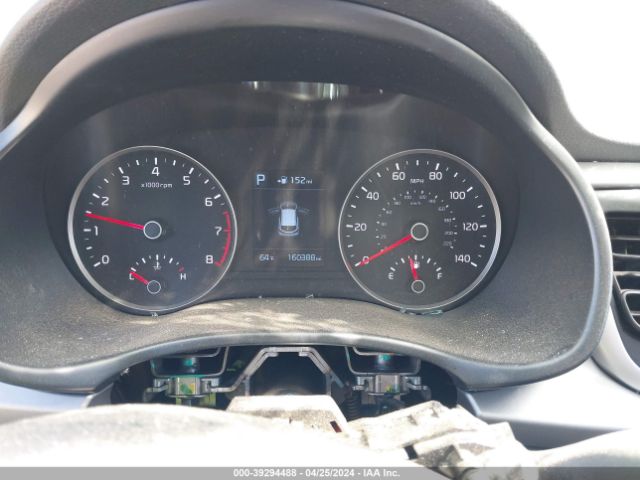 3KPA25AD2LE333180 KIA Rio 5-door S
