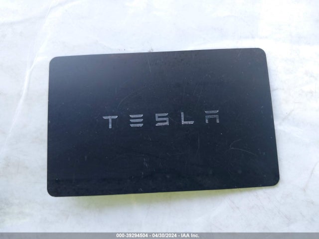 7SAYGDEF9NF347020 Tesla Model Y Performance Dual Motor All-wheel Drive
