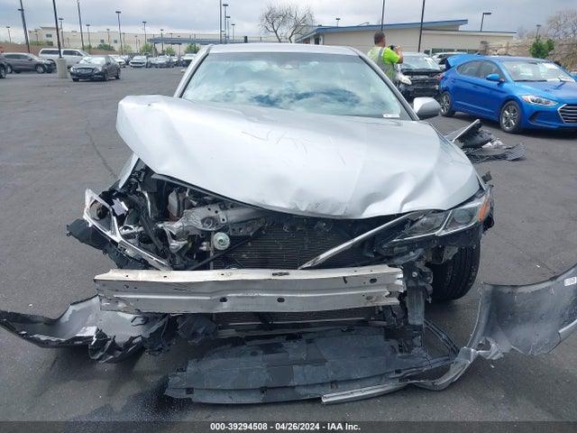 Toyota CAMRY LE 2018 4T1B11HK3JU108622 Image 12