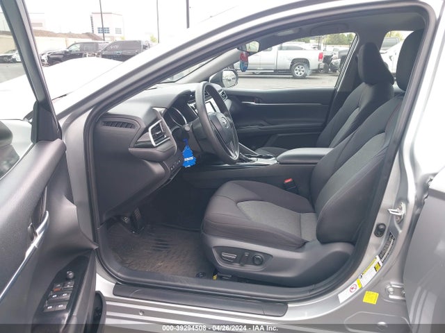 Toyota CAMRY LE 2018 4T1B11HK3JU108622 Image 5