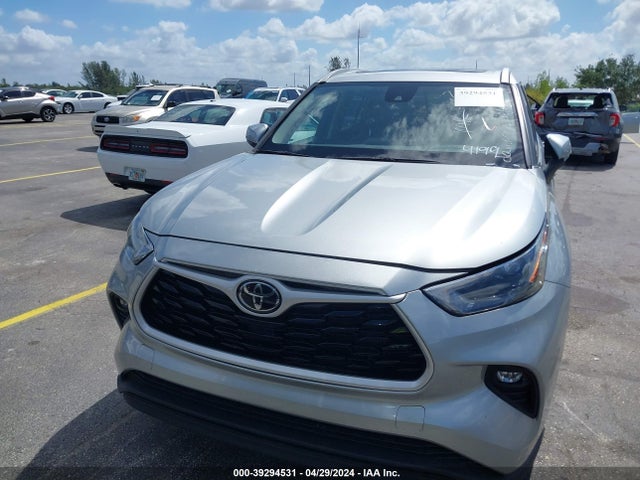 Toyota Highlander Xle 2022 5TDGZRAH8NS107699 Image 12