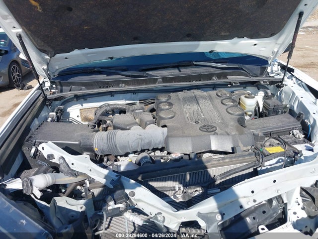 Toyota 4RUNNER SR5 2023 JTEEU5JR8P5281249 Image 10