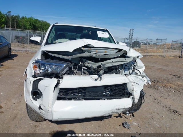 Toyota 4RUNNER SR5 2023 JTEEU5JR8P5281249 Image 12