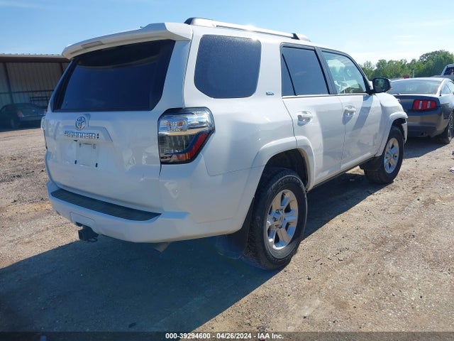 Toyota 4RUNNER SR5 2023 JTEEU5JR8P5281249 Image 4