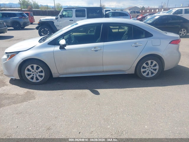 Toyota COROLLA LE 2022 JTDEPMAE4NJ224327 Image 14