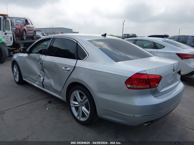 1VWCV7A38FC012921 Volkswagen Passat 2.0l Tdi Sel Premium