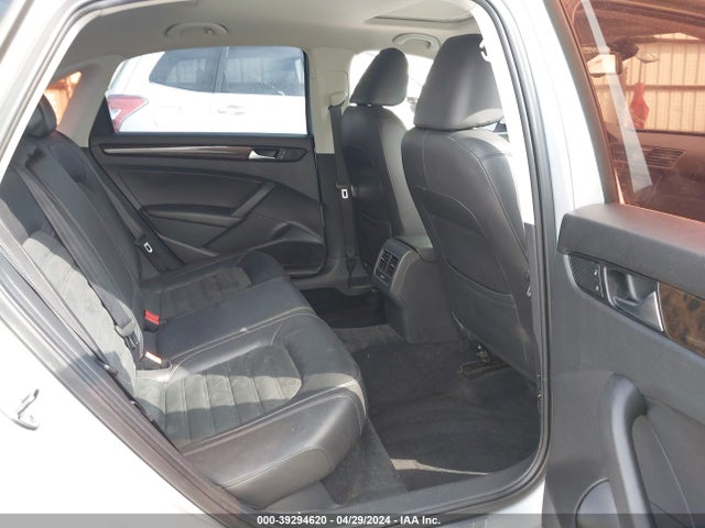 1VWCV7A38FC012921 Volkswagen Passat 2.0l Tdi Sel Premium