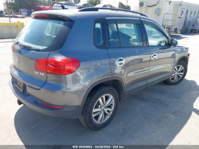 WVGAV7AX6FW611727 Volkswagen TIGUAN S
