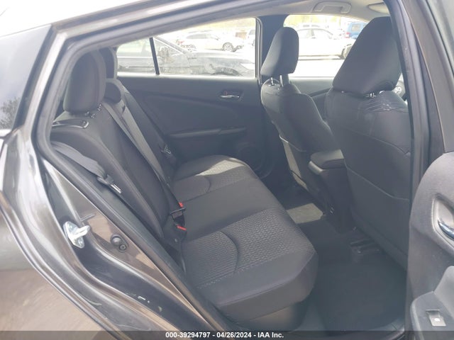 Toyota Prius Three 2016 JTDKARFU4G3524152 Image 8