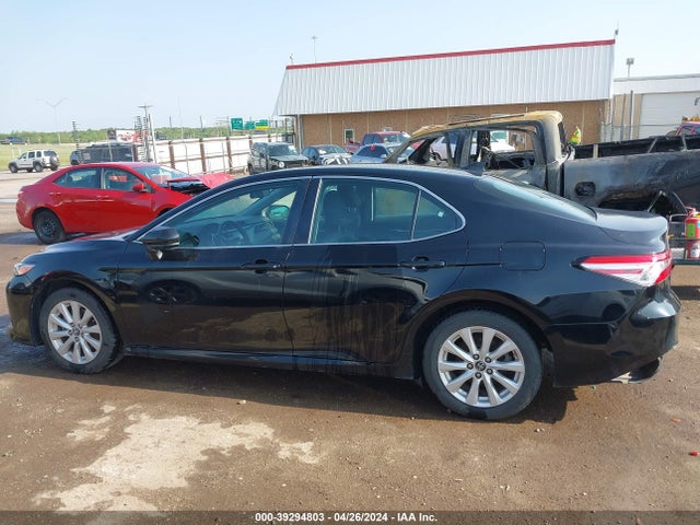 Toyota CAMRY LE 2019 4T1B11HK0KU220165 Image 14