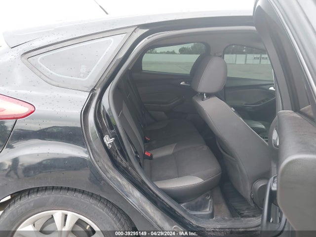 Ford FOCUS SE 2014 1FADP3K2XEL460971 Image 8
