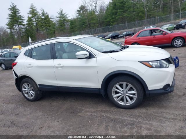 JN1BJ1CR9JW287491 Nissan Rogue Sport Sv