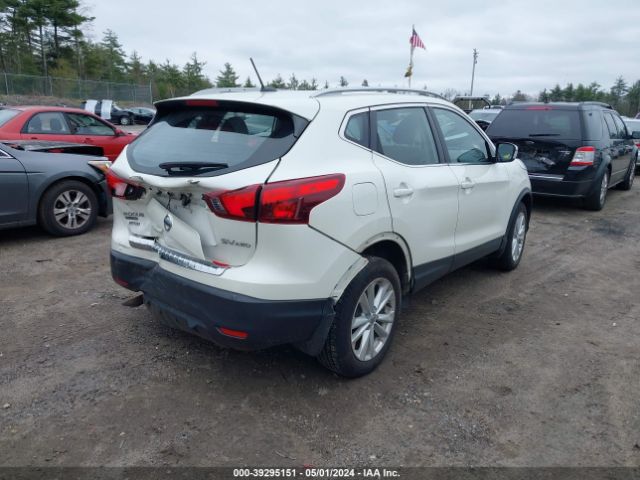 JN1BJ1CR9JW287491 Nissan Rogue Sport Sv