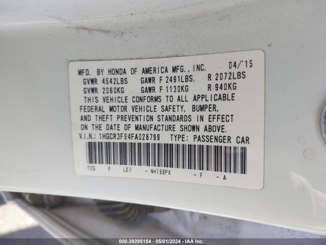 Honda Accord Touring 2015 1HGCR3F94FA028799 Image 9