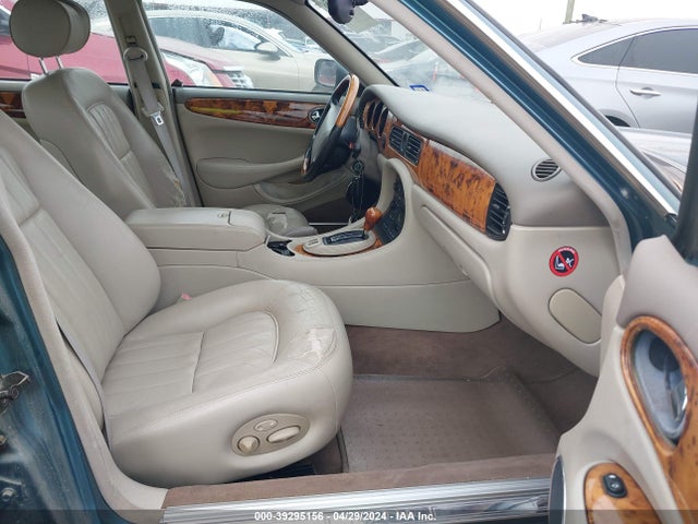 2000 JAGUAR XJ8 SAJDA14C2YLF14715 Photo 4
