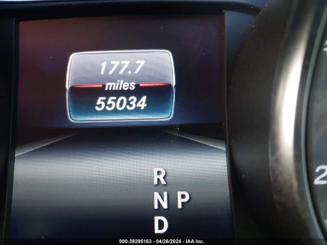 WDDSJ4GB2KN720996 Mercedes-Benz CLA 250 4MATIC