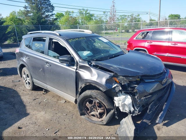 Toyota RAV4 LE 2017 JTMBFREV7HJ125129 zdjęcie główne