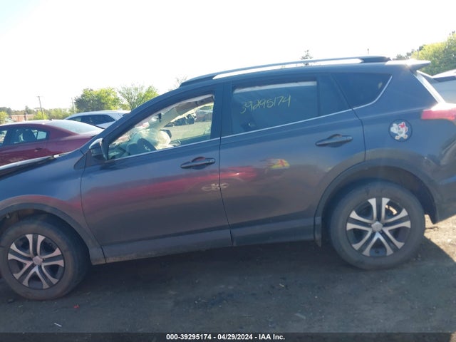 Toyota RAV4 LE 2017 JTMBFREV7HJ125129 Image 13