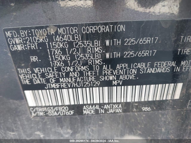 Toyota RAV4 LE 2017 JTMBFREV7HJ125129 Image 9
