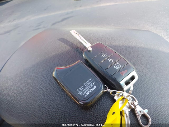KIA SOUL + 2015 KNDJP3A54F7787739 Image 11
