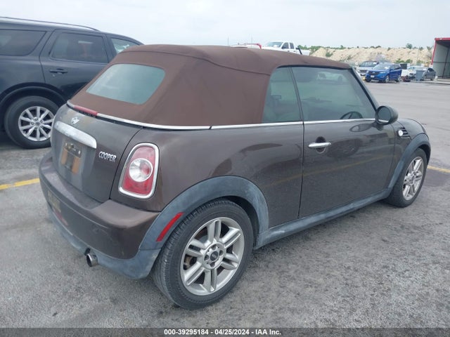 2011 MINI COOPER WMWZN3C57BTZ89396 Photo 3