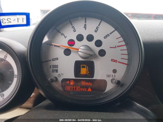2011 MINI COOPER WMWZN3C57BTZ89396 Photo 6