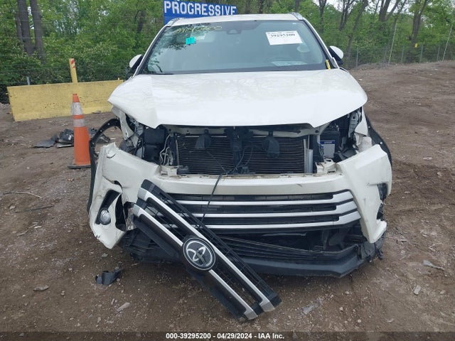 Toyota Highlander Xle 2019 5TDJZRFH2KS565295 Image 13