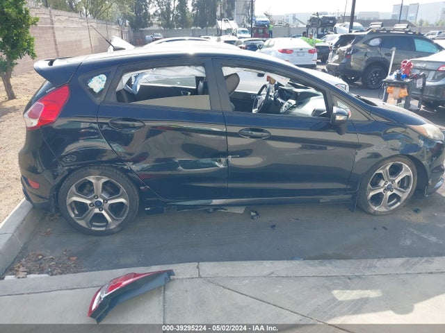 Ford FIESTA ST 2017 3FADP4GX9HM112818 Image 6