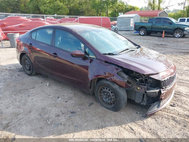 KIA FORTE LX 2018 3KPFL4A70JE250335 Image 1