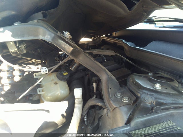 2014 MINI COUNTRYMAN WMWZC5C53EWP39772 Photo 9