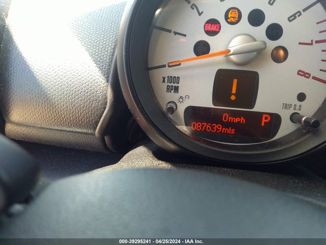 2014 MINI COUNTRYMAN WMWZC5C53EWP39772 Photo 6