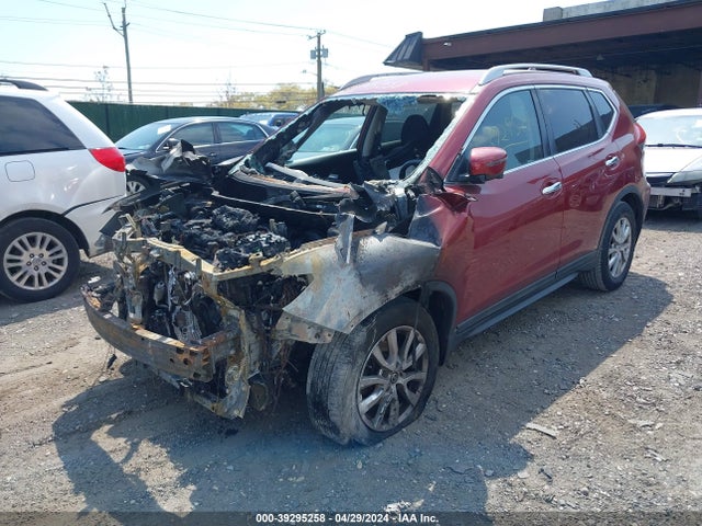 Nissan ROGUE SV 2018 5N1AT2MV9JC802958 Image 2