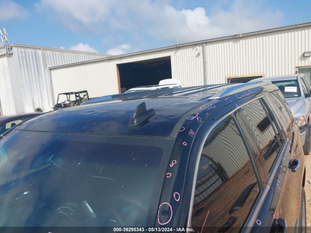 1GYS3BKJ7KR152979 Cadillac Escalade Luxury