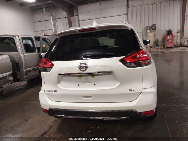 Nissan ROGUE SV 2017 KNMAT2MT1HP542755 Image 16