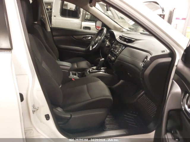 Nissan ROGUE SV 2017 KNMAT2MT1HP542755 Image 5