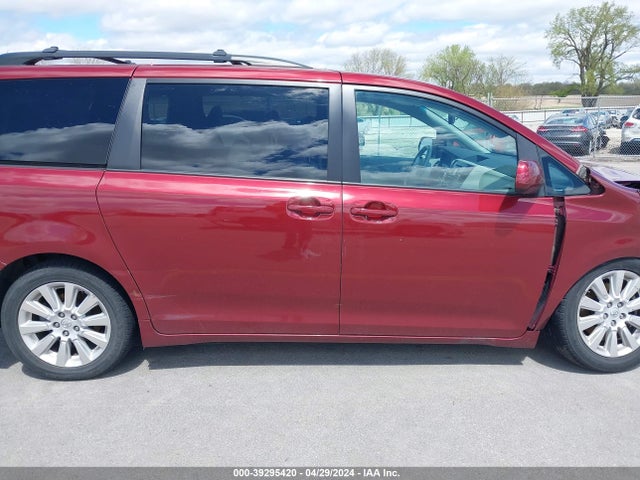 Toyota Sienna Le 7 Passenger 2014 5TDJK3DC9ES084070 Image 13