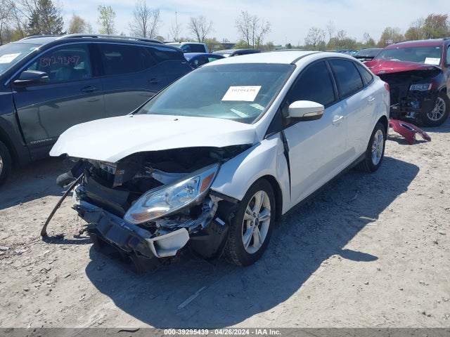 Ford FOCUS SE 2014 1FADP3F21EL418327 Image 2