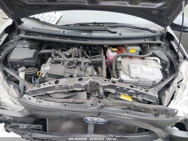 Toyota Prius C One 2015 JTDKDTB32F1579078 Image 10