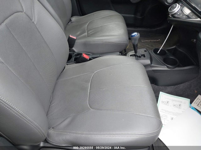 Toyota Prius C One 2015 JTDKDTB32F1579078 Image 5