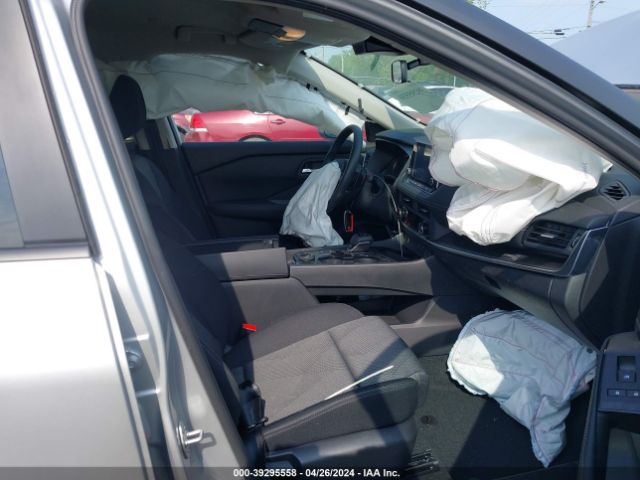 JN8BT3BB4RW422979 Nissan Rogue Sv Intelligent Awd