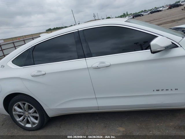 Chevrolet IMPALA 1LT 2018 2G1105S33J9110033 Image 13