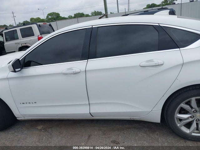 Chevrolet IMPALA 1LT 2018 2G1105S33J9110033 Image 14