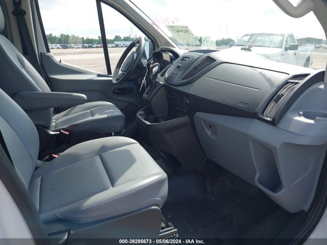 Ford Transit-150 2019 1FTYE1YM9KKB07332 Image 8