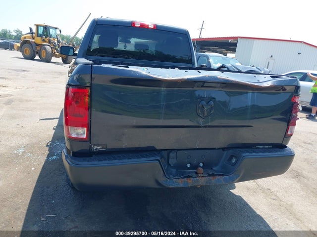 1C6RR6FG5MS569125 RAM 1500 Classic Tradesman Quad Cab 4x2 6'4 Box
