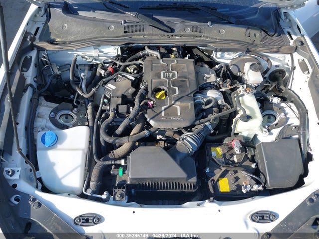 2017 FIAT 124 SPIDER JC1NFAEK5H0129428 Photo 9