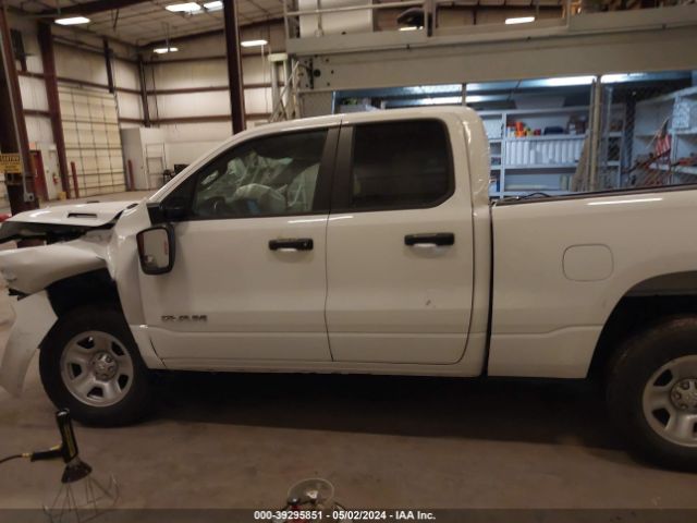 1C6RRFCG2NN437069 RAM 1500 Tradesman Quad Cab 4x4 6'4 Box