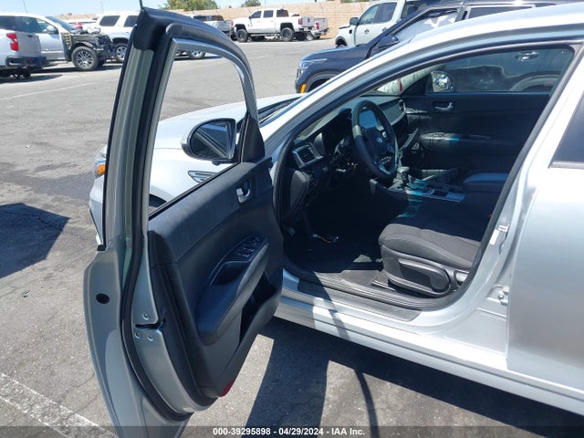 KIA Optima Lx 2019 5XXGT4L35KG336084 Image 5