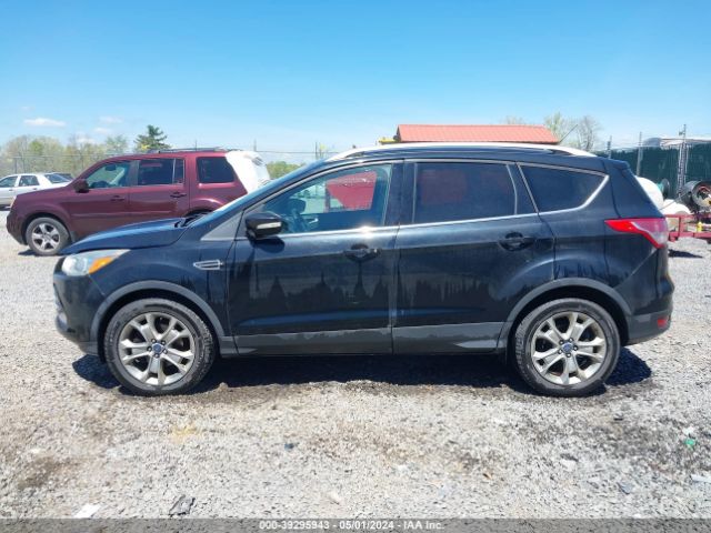1FMCU9J97GUA07450 Ford Escape Titanium