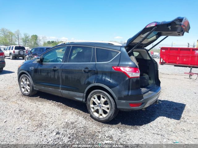 1FMCU9J97GUA07450 Ford Escape Titanium