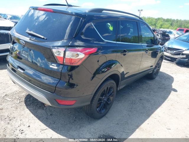 1FMCU9GD4JUC69686 Ford ESCAPE SE